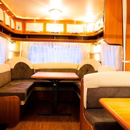 Go Outdoors Caravan Park Нувара-Элия Экстерьер фото