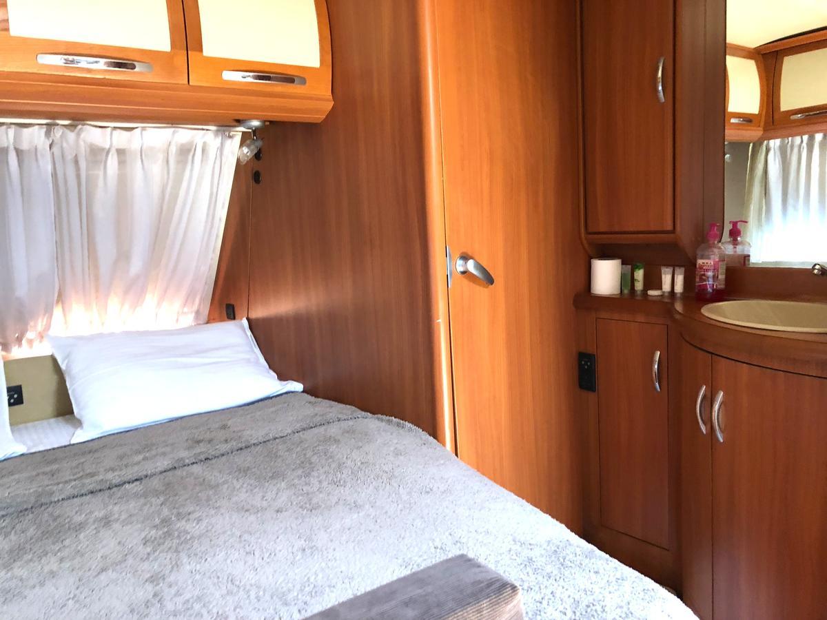 Go Outdoors Caravan Park Нувара-Элия Экстерьер фото