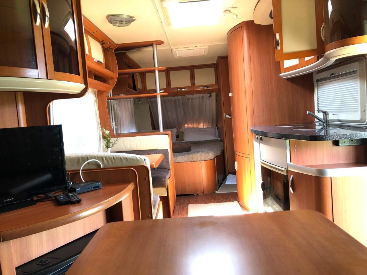 Go Outdoors Caravan Park Нувара-Элия Экстерьер фото