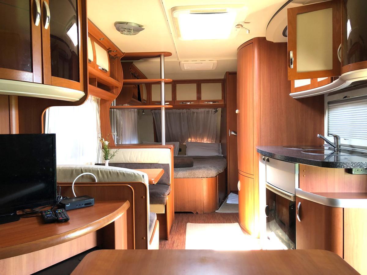 Go Outdoors Caravan Park Нувара-Элия Экстерьер фото